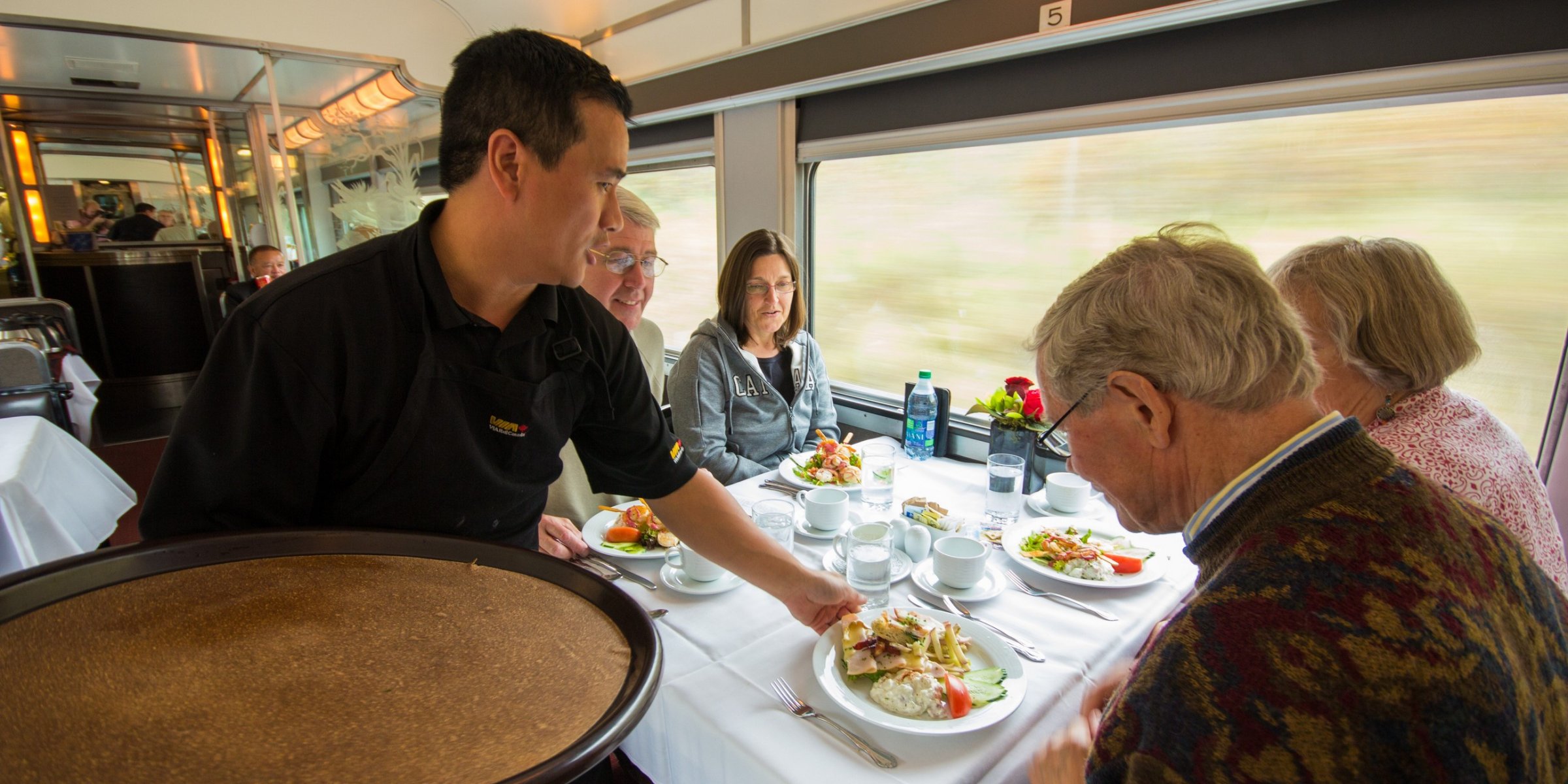 Restaurant car