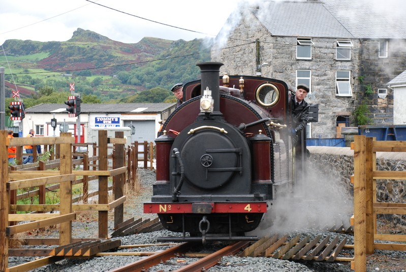 Palmerston crossing Snowdon Street Steam train